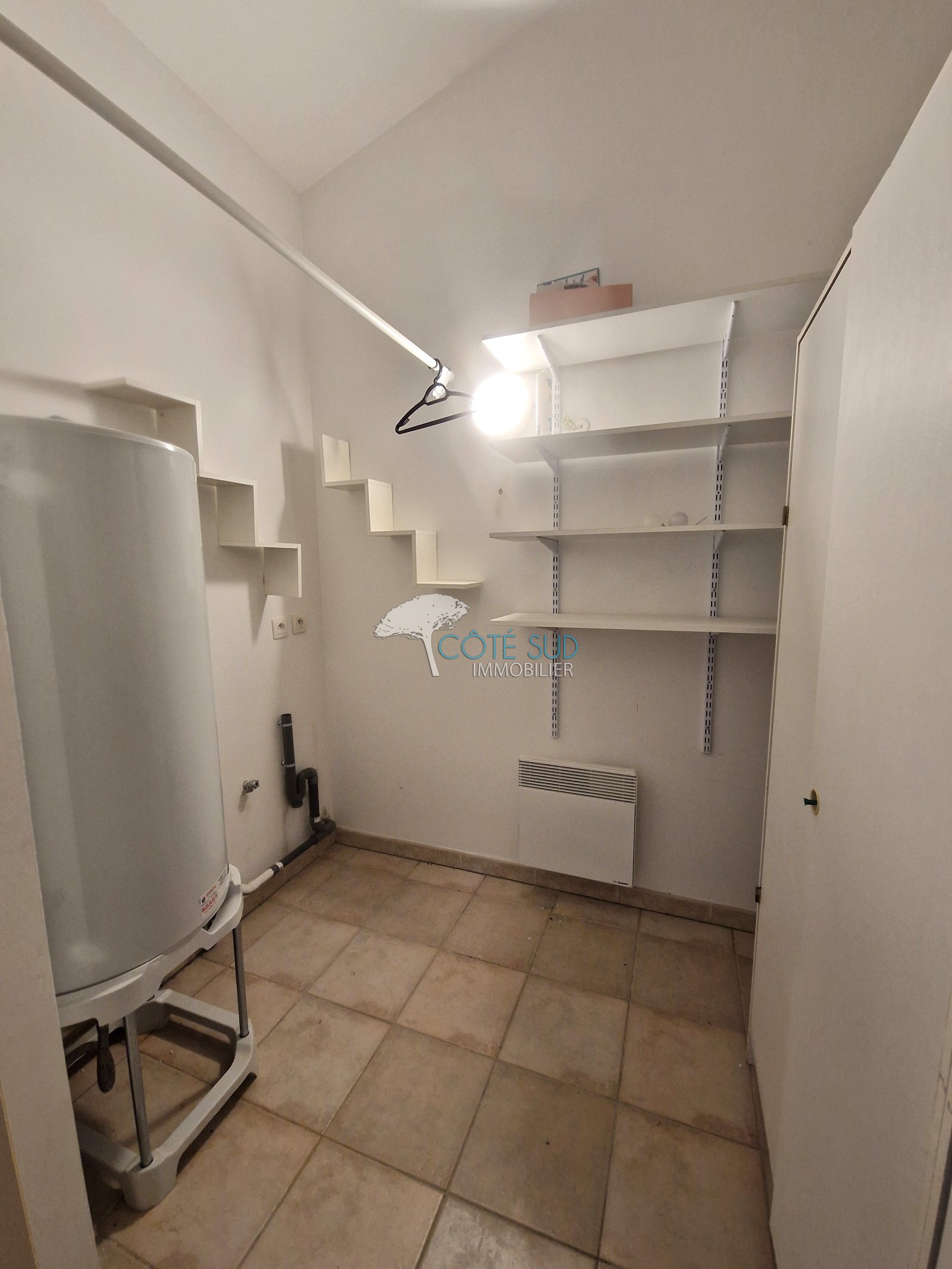 /album-photos/894d9bfd-897e-43cf-92bd-24d940c432e2/d9e80fa1-b617-409b-aa5c-e57266cae6e6.jpg